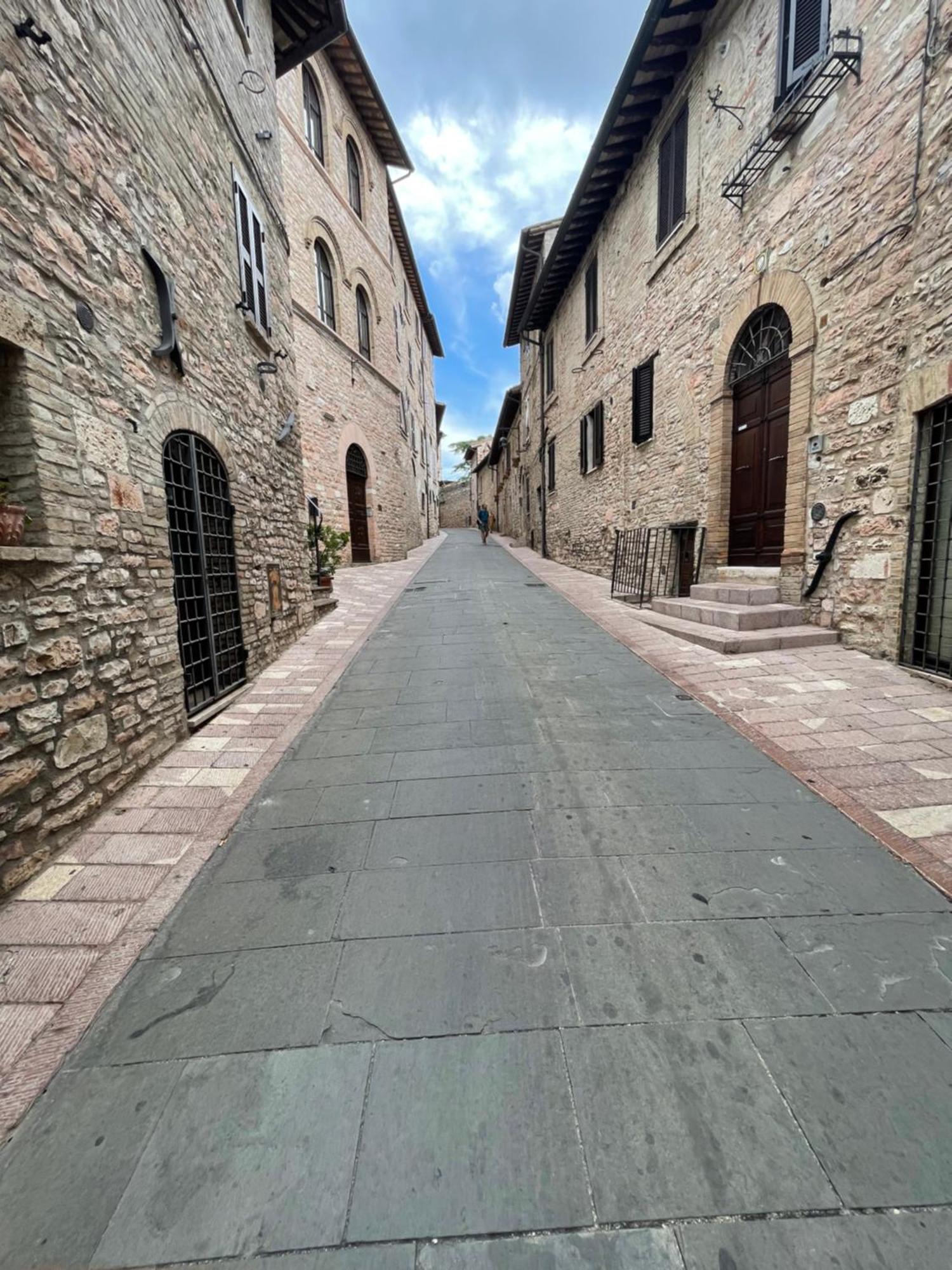 Ferienwohnung Happy House - Porta San Giacomo Assisi Exterior foto